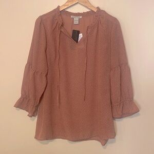 NWT-  Mauve Sabrina Lauren- Medium- Peasant style Blouse with Puff 3/4 Sleeve.
